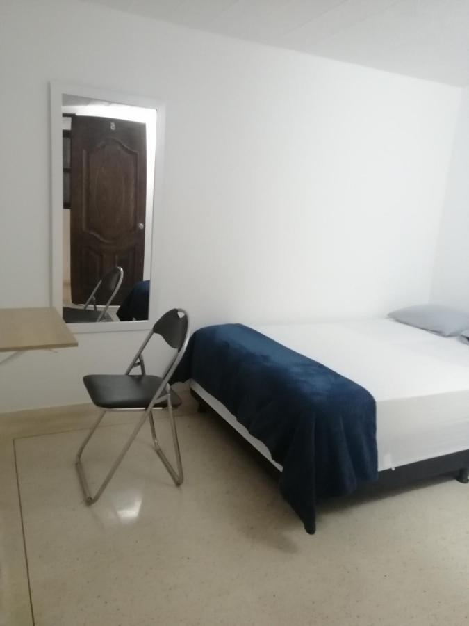 Casa Hotel Botero Medellín Esterno foto
